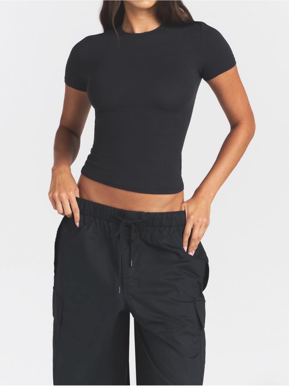 SKIMS set of 2 cotton stretch tees. Black size XS/white size S GUC! - Picture 3 of 12